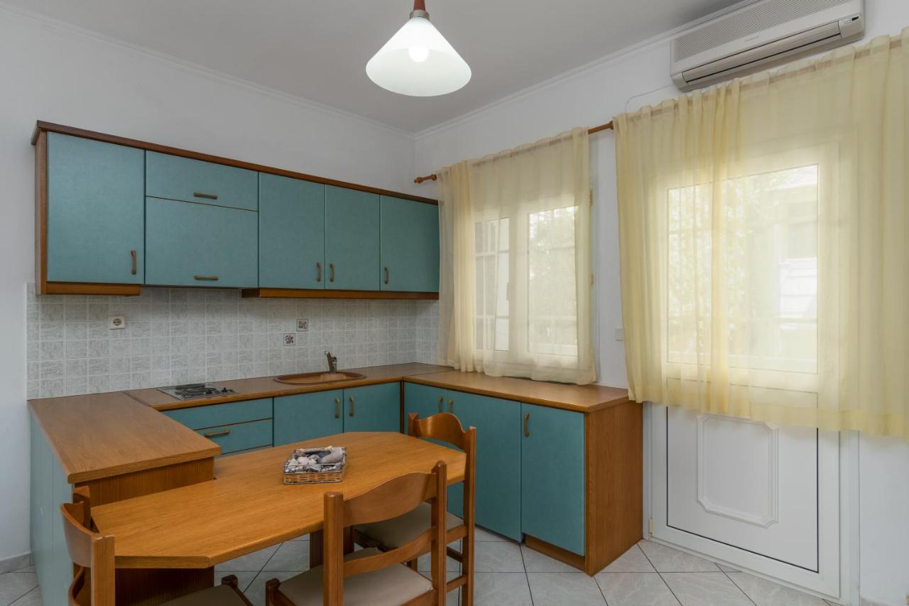 אדאמאס Tina'S Apartments מראה חיצוני תמונה