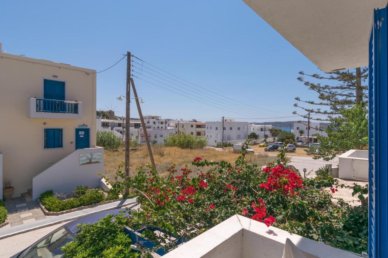 אדאמאס Tina'S Apartments מראה חיצוני תמונה