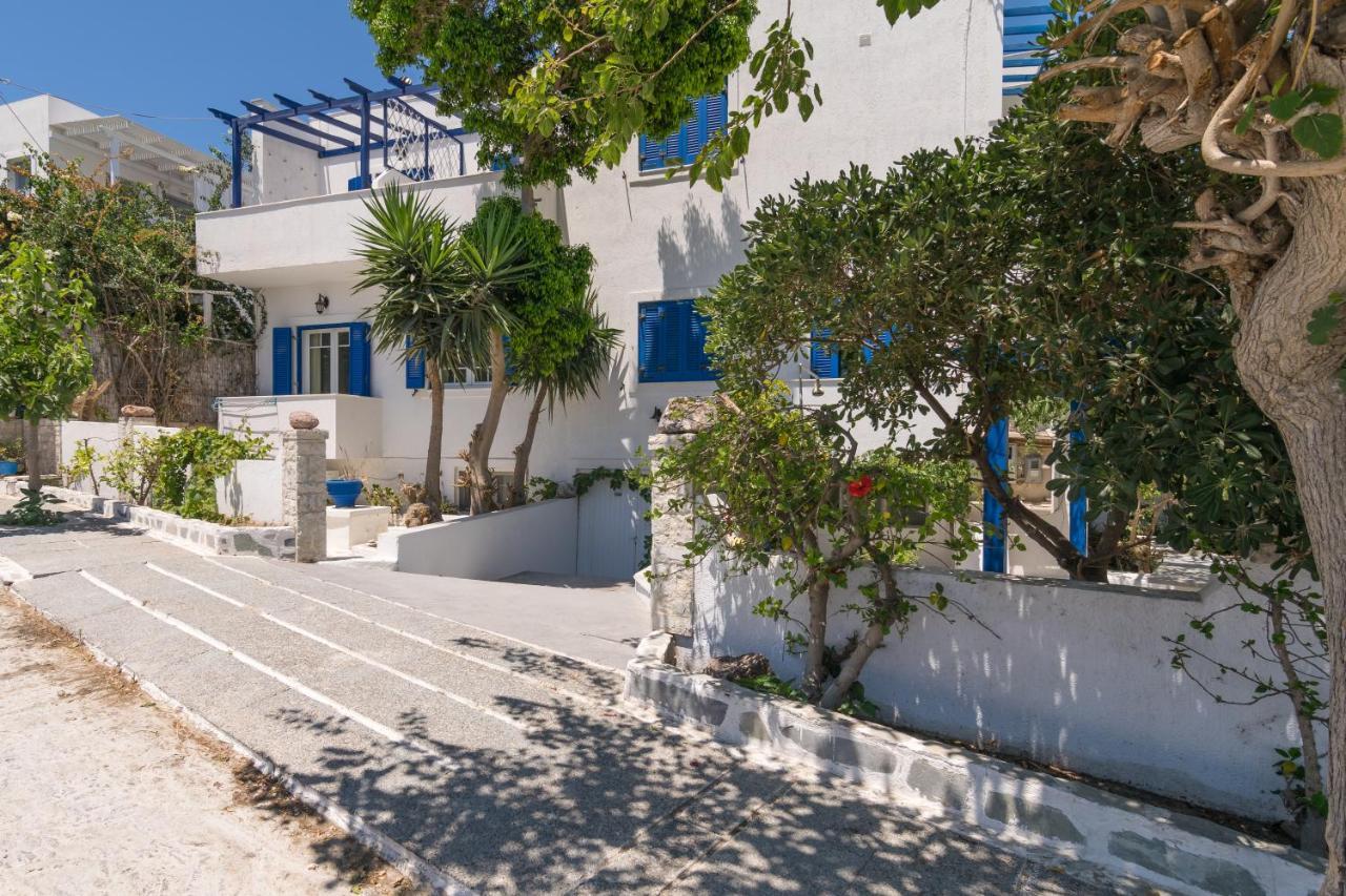 אדאמאס Tina'S Apartments מראה חיצוני תמונה