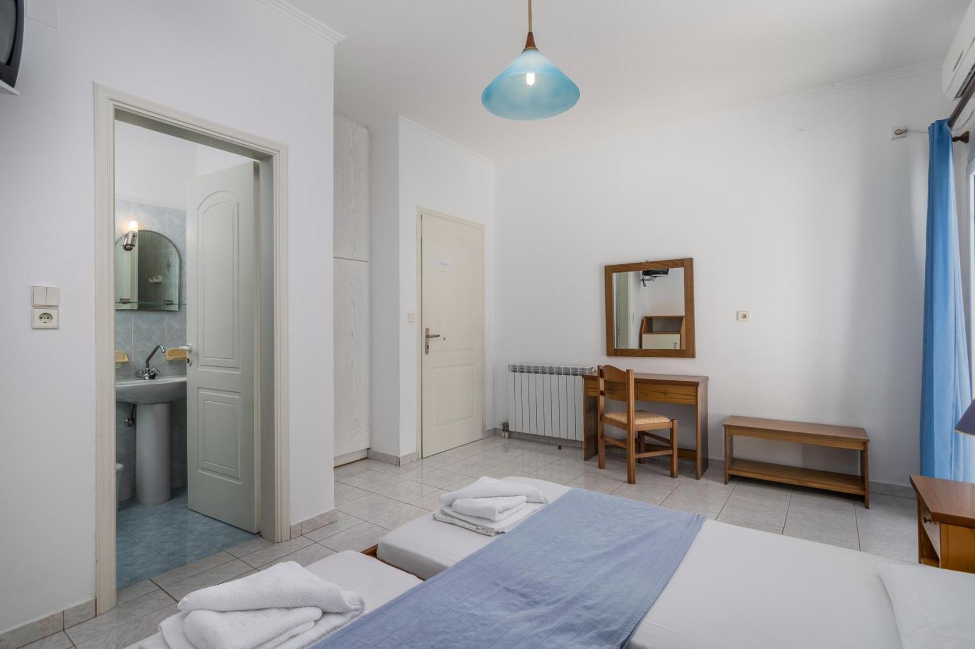 אדאמאס Tina'S Apartments חדר תמונה