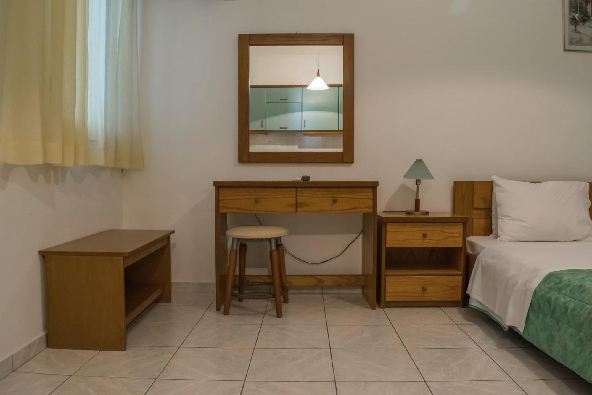 אדאמאס Tina'S Apartments חדר תמונה