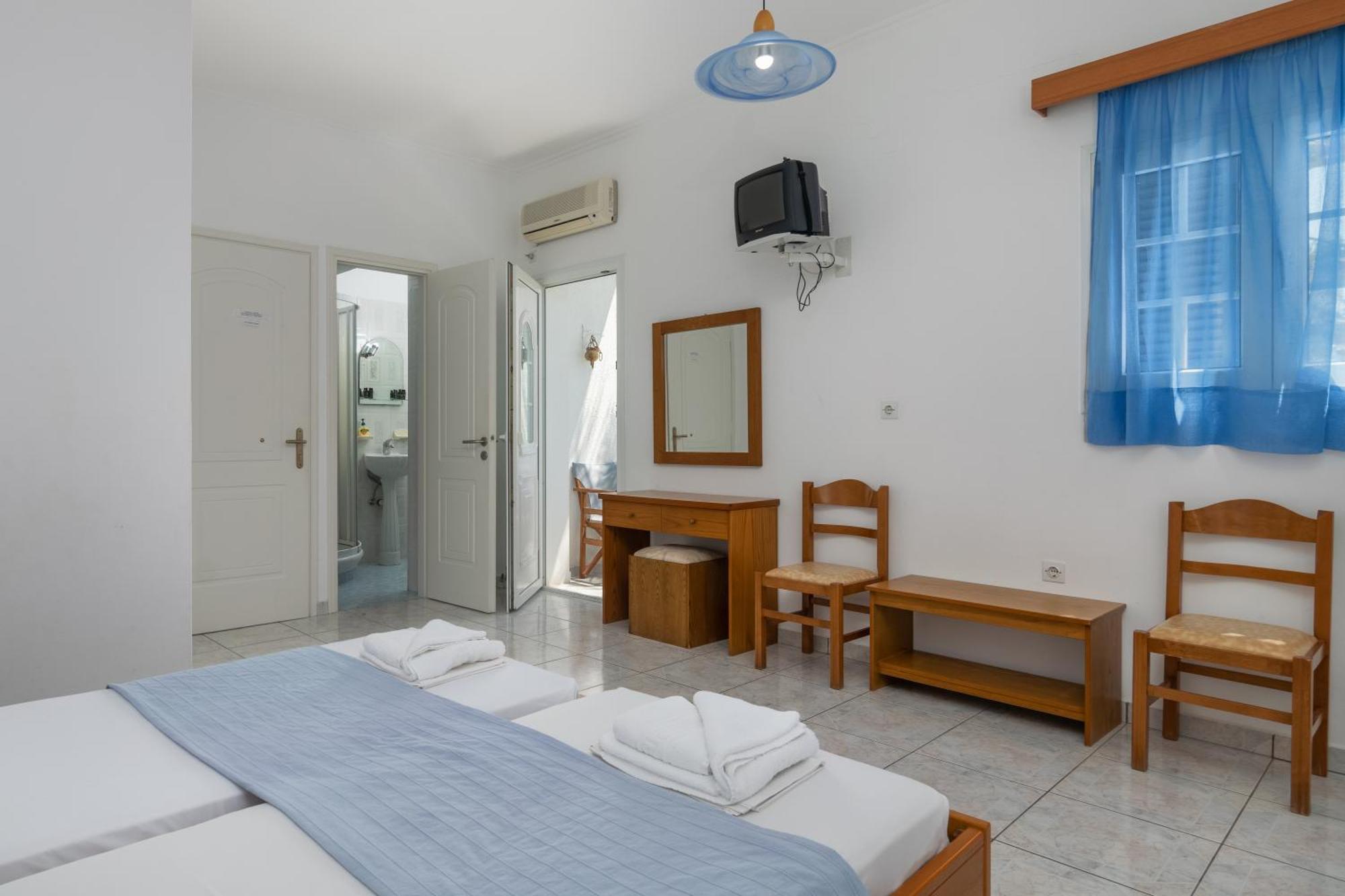 אדאמאס Tina'S Apartments חדר תמונה